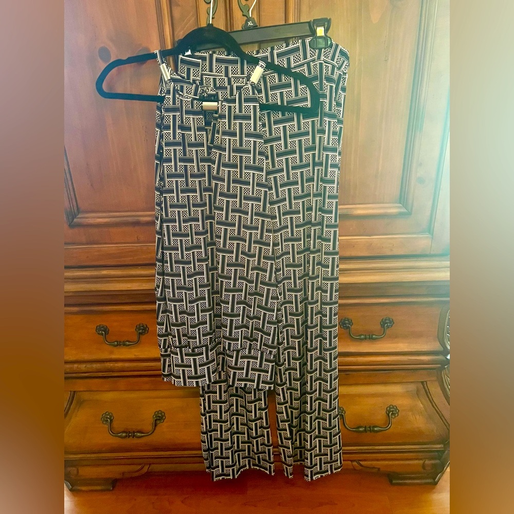 Premise Navy and White Patterned Pants
